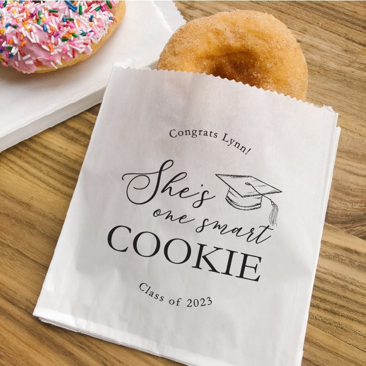25 Pack, One Smart Cookie Graduation Favor Bags: Class of 2026, Set of 25