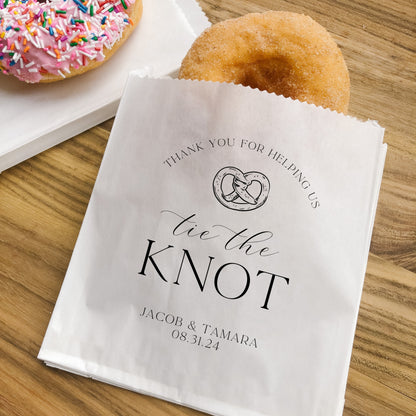 25 Pack, Tie the Knot Personalized Pretzel Bags, Pretzel Wall, Pretzel Wedding Favors,