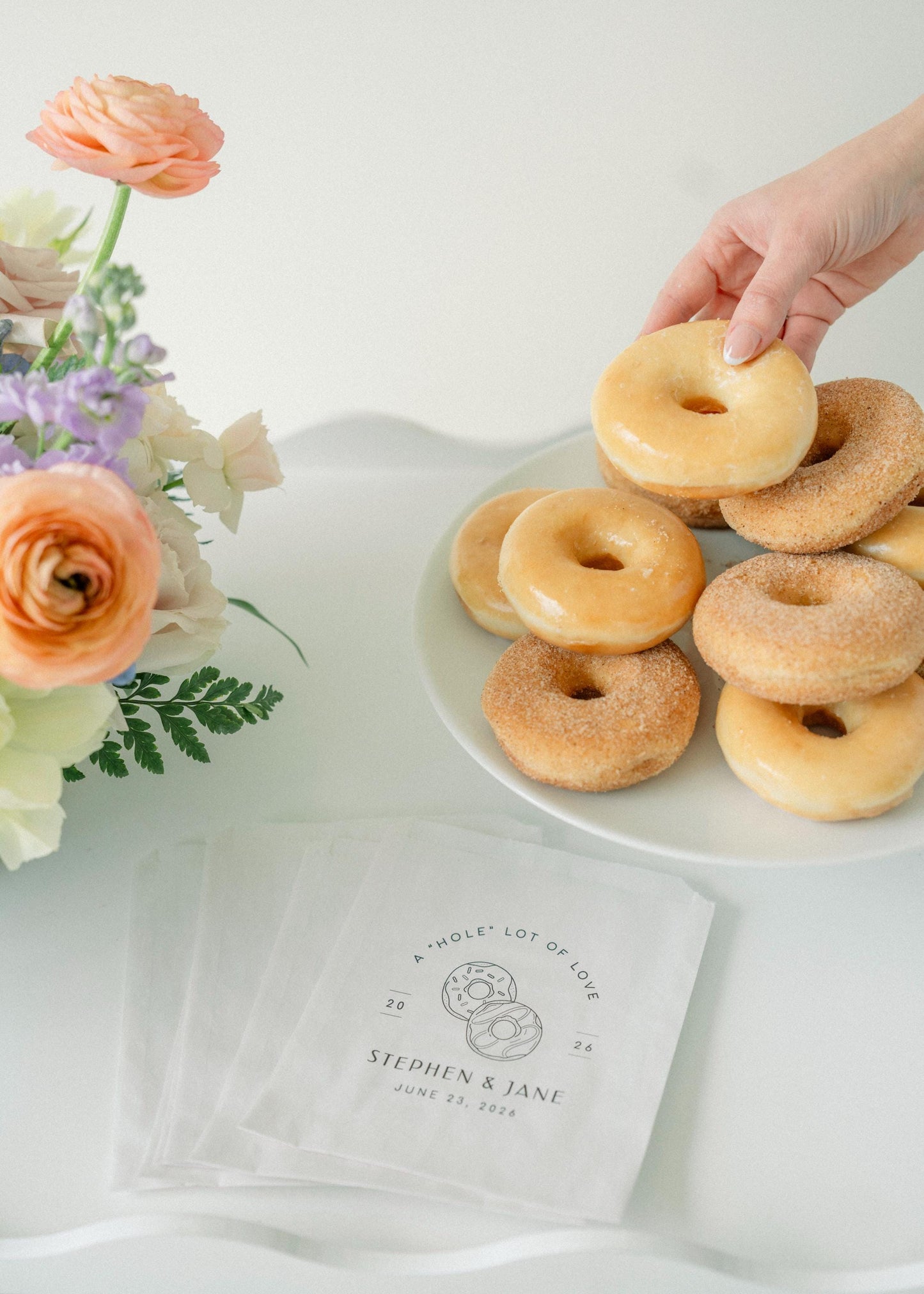 25 pack, Personalized Wedding Donut Bags: Grease Resistant Treat Bags, Set of 25