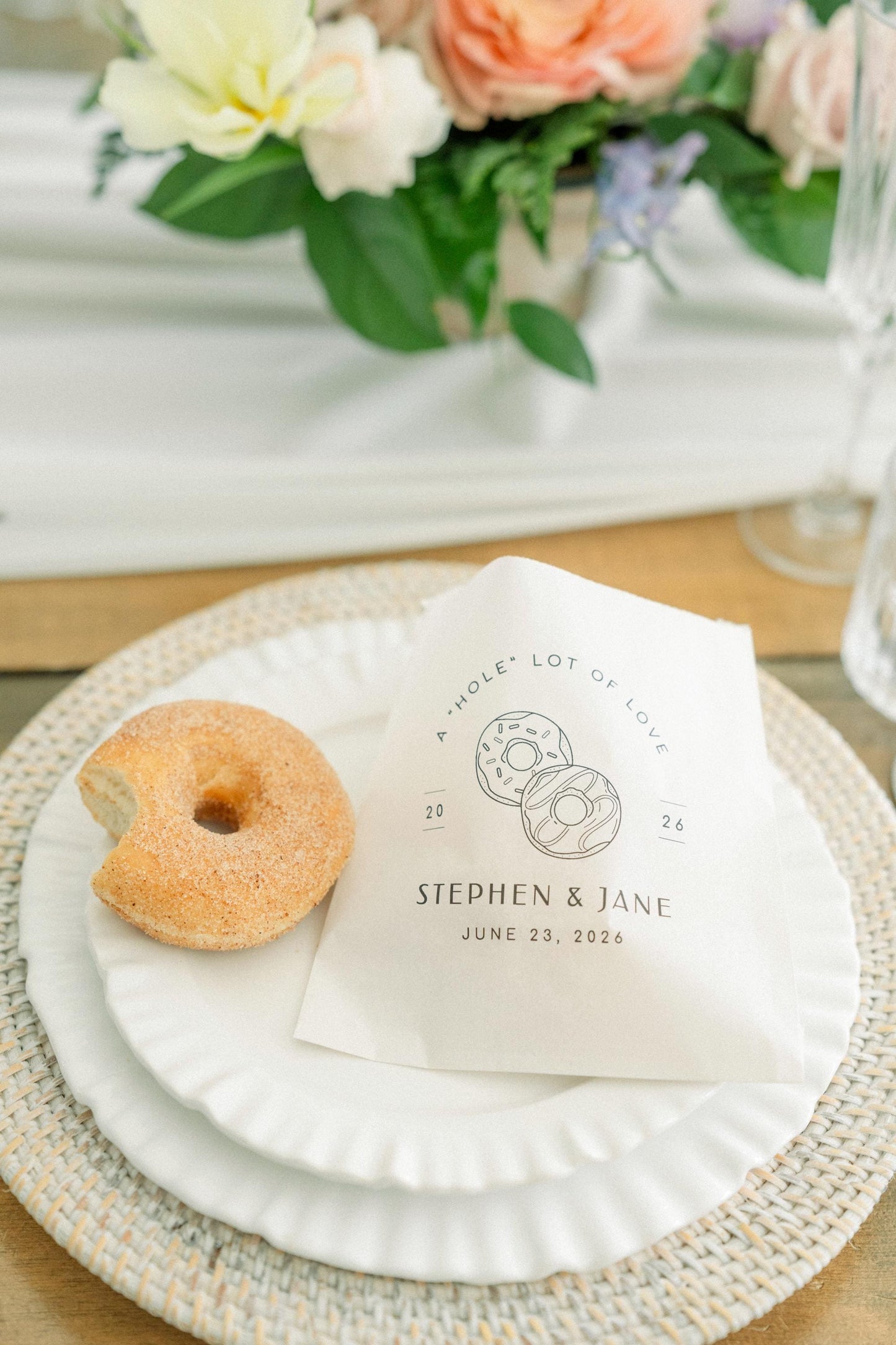 25 pack, Personalized Wedding Donut Bags: Grease Resistant Treat Bags, Set of 25