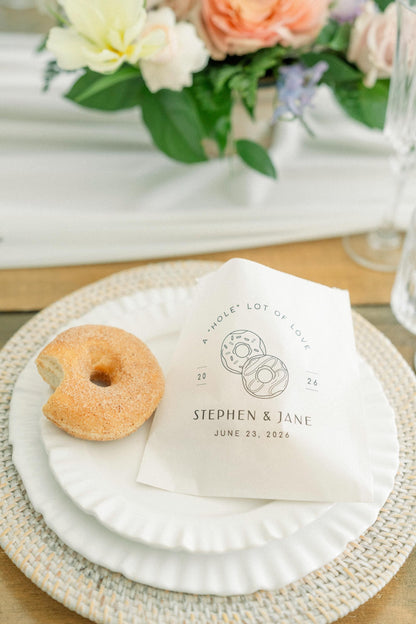 25 pack, Personalized Wedding Donut Bags: Grease Resistant Treat Bags, Set of 25